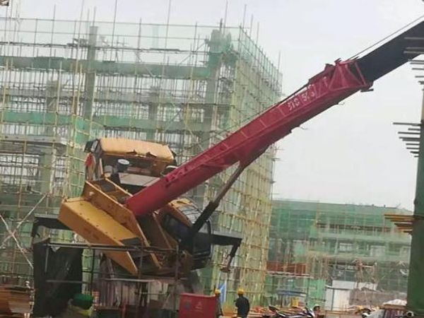 高新技术产业园区吊车出租电话_吊车出租的使用注意事项